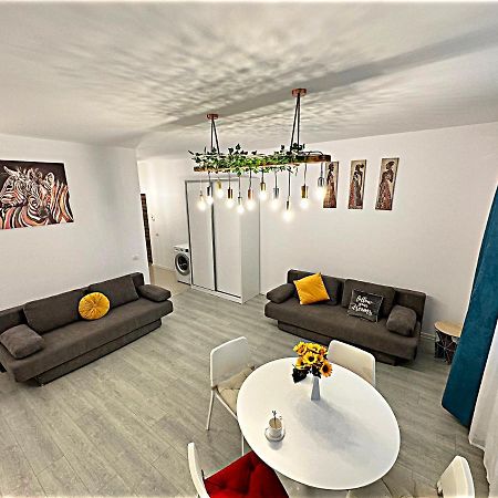 Hezo Sunshine Studio And Apartment ナボダリ エクステリア 写真